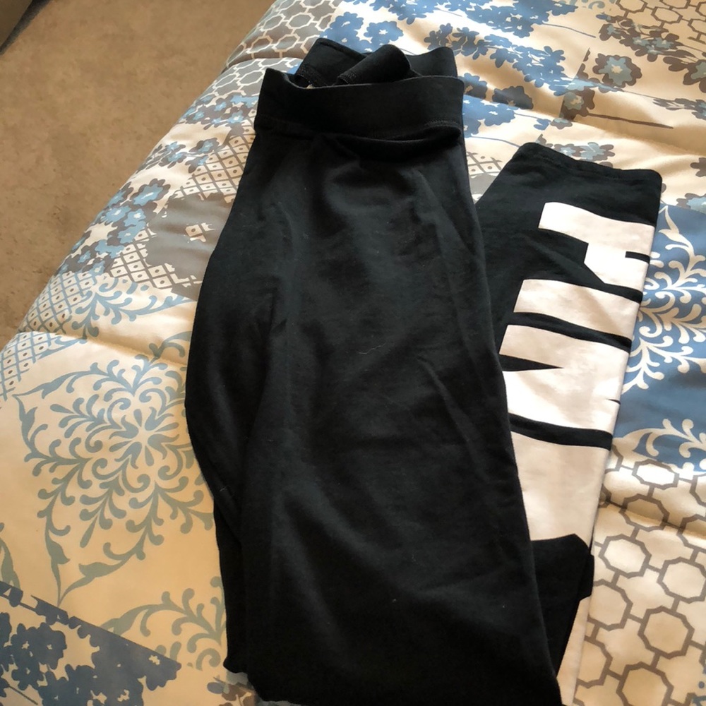 Victoria Secrets black leggings